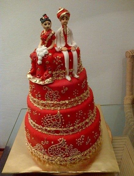 FWD Vivah When wedding cakes make a fashion statement (3)